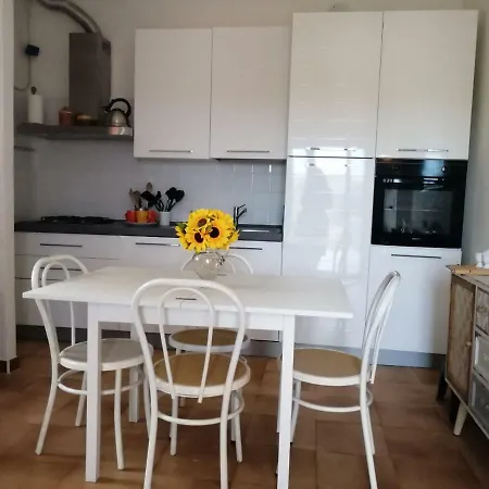 La Rondine Villa