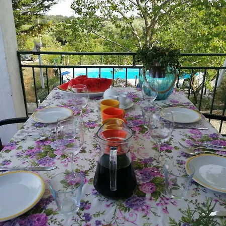 La Rondine Villa *